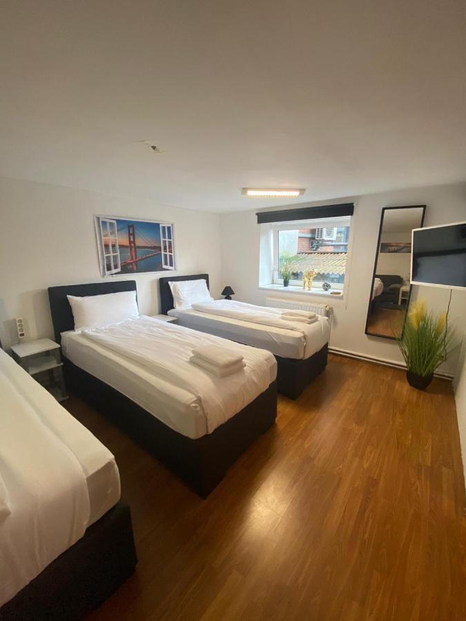 City Apartments Direkt Am Hauptbahnhof - Perfekt Fuer Pendler Und Monteure Neumünster Eksteriør bilde