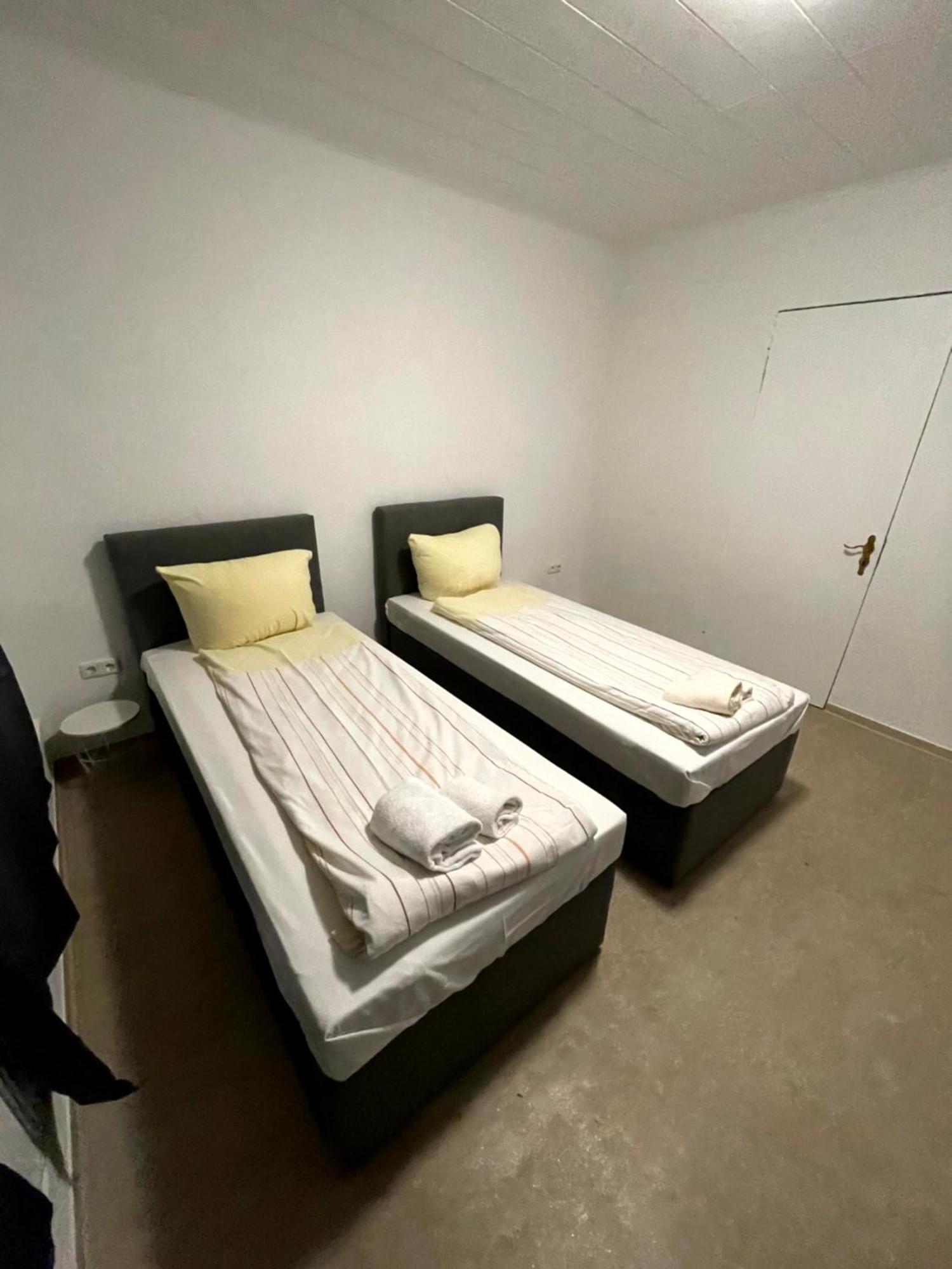 City Apartments Direkt Am Hauptbahnhof - Perfekt Fuer Pendler Und Monteure Neumünster Eksteriør bilde