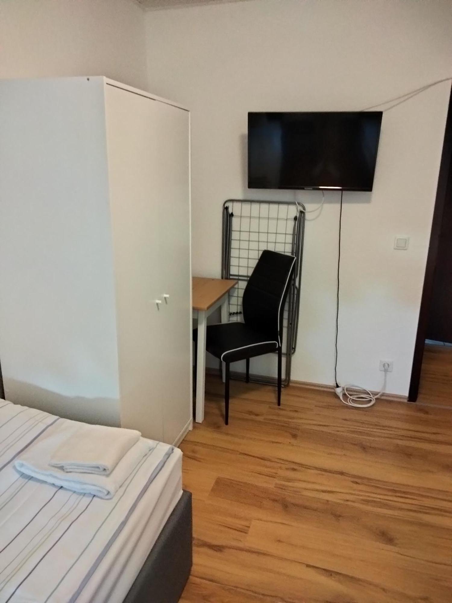 City Apartments Direkt Am Hauptbahnhof - Perfekt Fuer Pendler Und Monteure Neumünster Eksteriør bilde