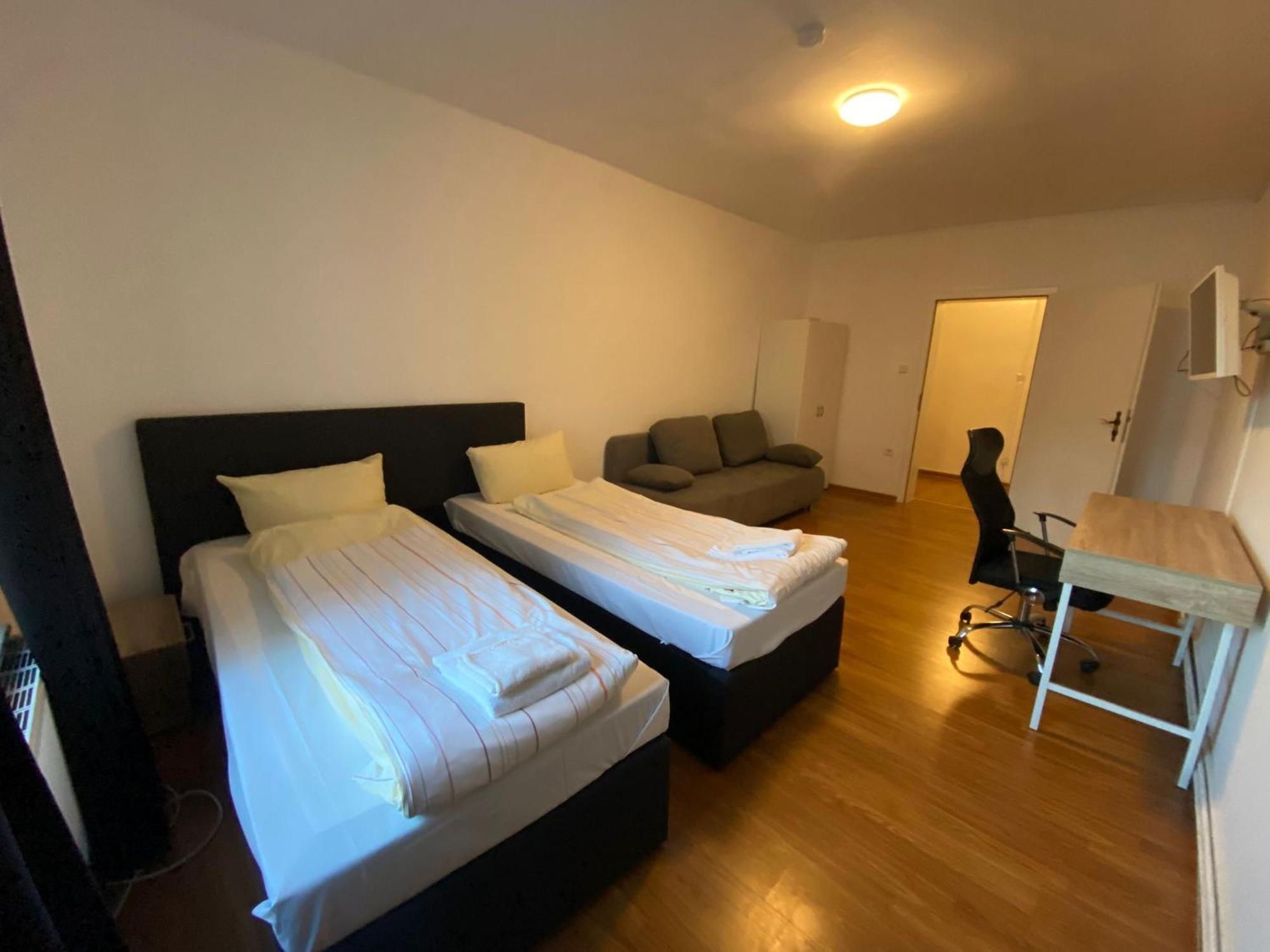 City Apartments Direkt Am Hauptbahnhof - Perfekt Fuer Pendler Und Monteure Neumünster Eksteriør bilde