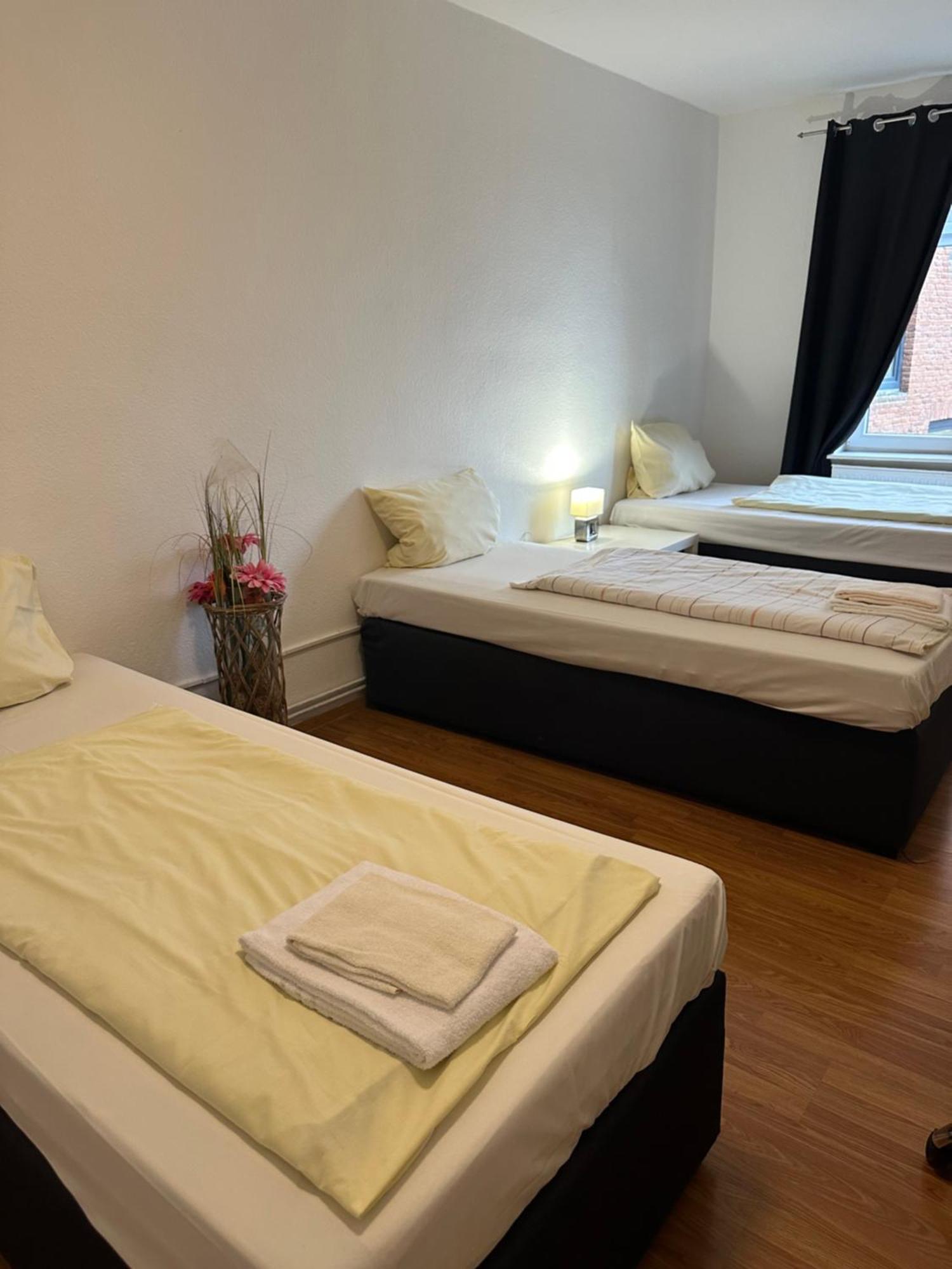 City Apartments Direkt Am Hauptbahnhof - Perfekt Fuer Pendler Und Monteure Neumünster Eksteriør bilde