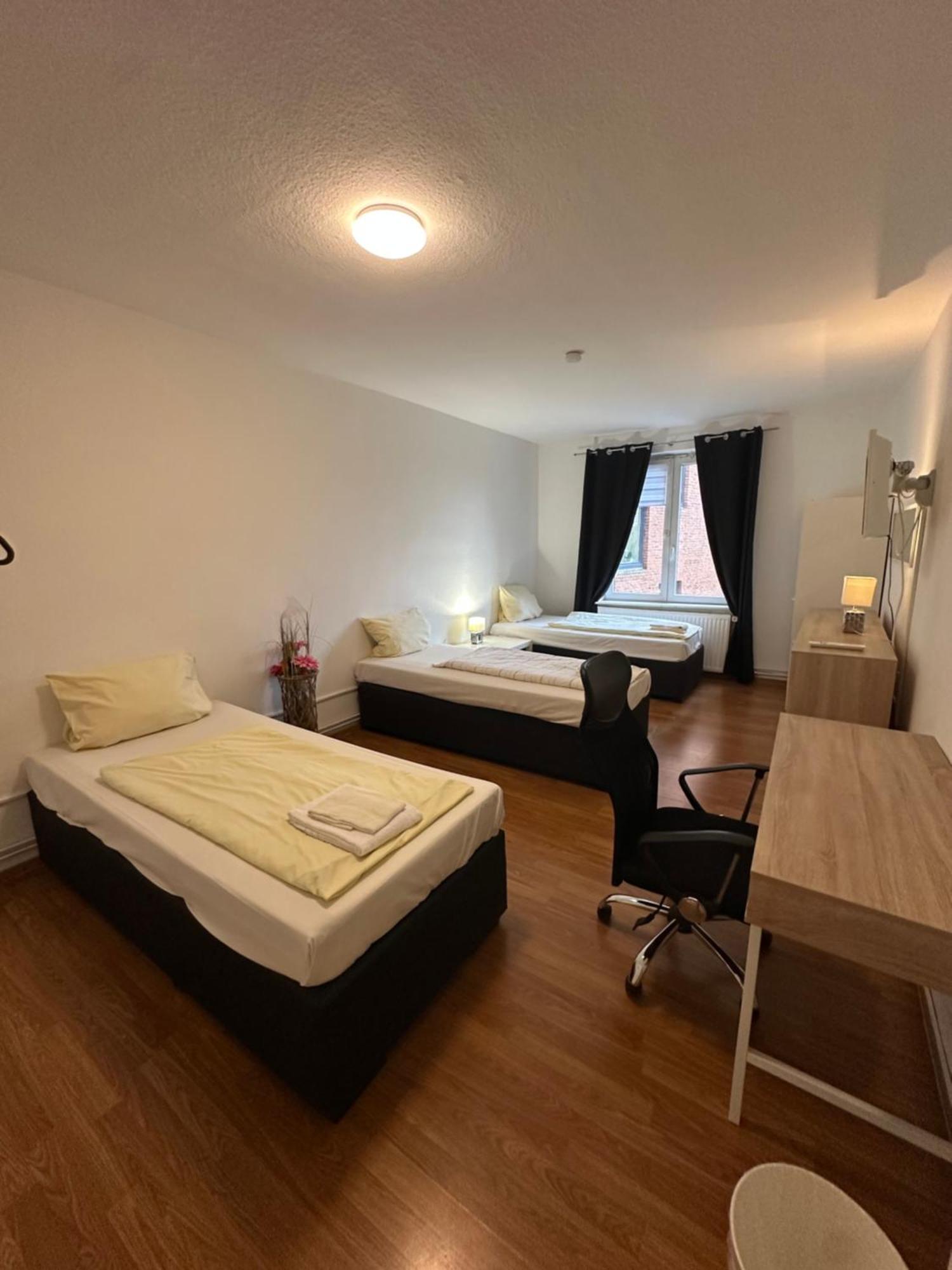 City Apartments Direkt Am Hauptbahnhof - Perfekt Fuer Pendler Und Monteure Neumünster Eksteriør bilde
